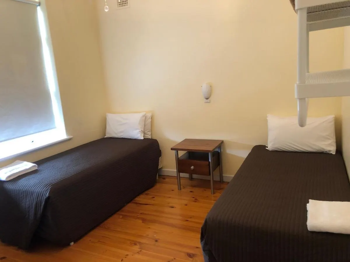 Glenelg Holiday Apartments-Ellis Adelaide Apartment
